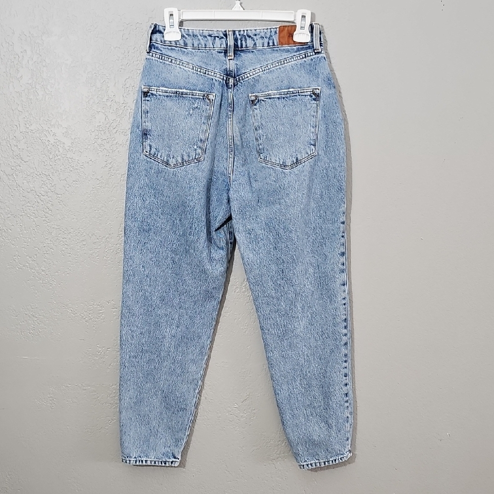 Zara Light Blue Relaxed Fit Distressed Mom Jeans Womens Size 4 High Rise - Picture 5 of 8